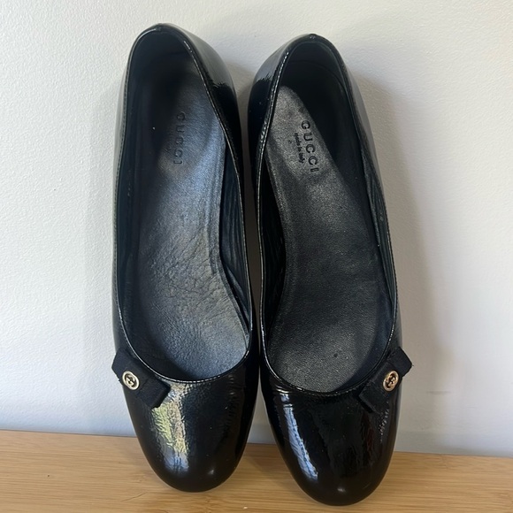 Gucci black patent leather flats size 8 - Picture 2 of 7